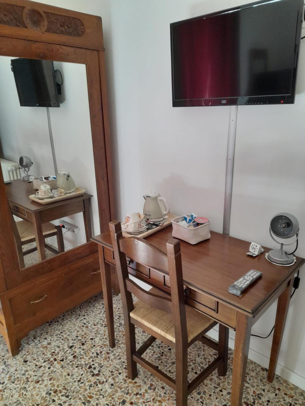 Dueterre Room & Host Fornole Ngoại thất bức ảnh